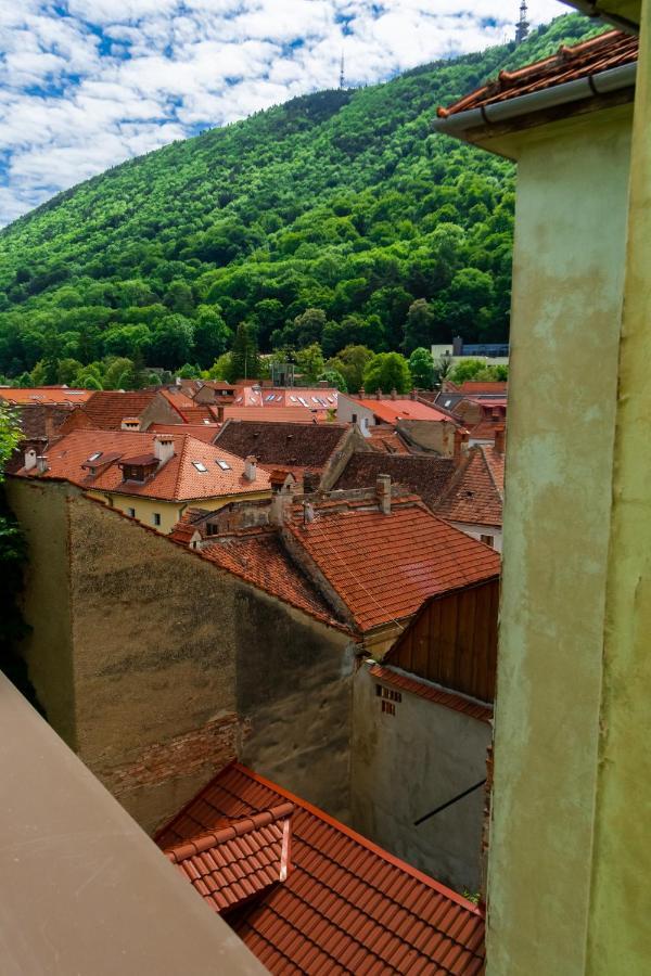 Db Apt - Comfort And Space In The Heart Of Old Town Διαμέρισμα Μπρασόβ Εξωτερικό φωτογραφία